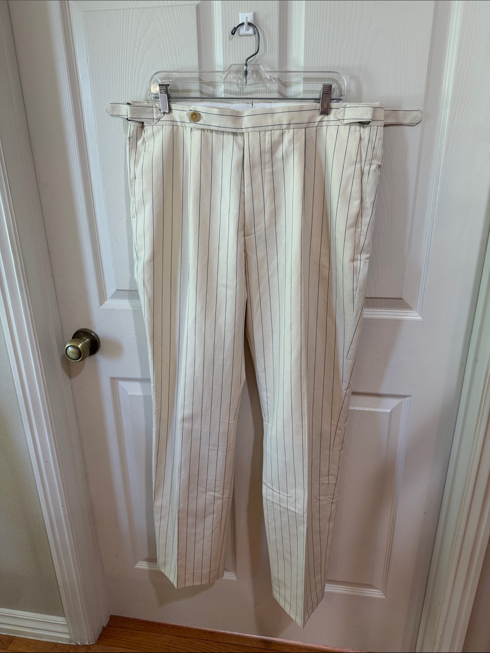 Todd Snyder Cream Linen Stripe Side Tab Trousers Sz 35/32.  New/Flawed Box1